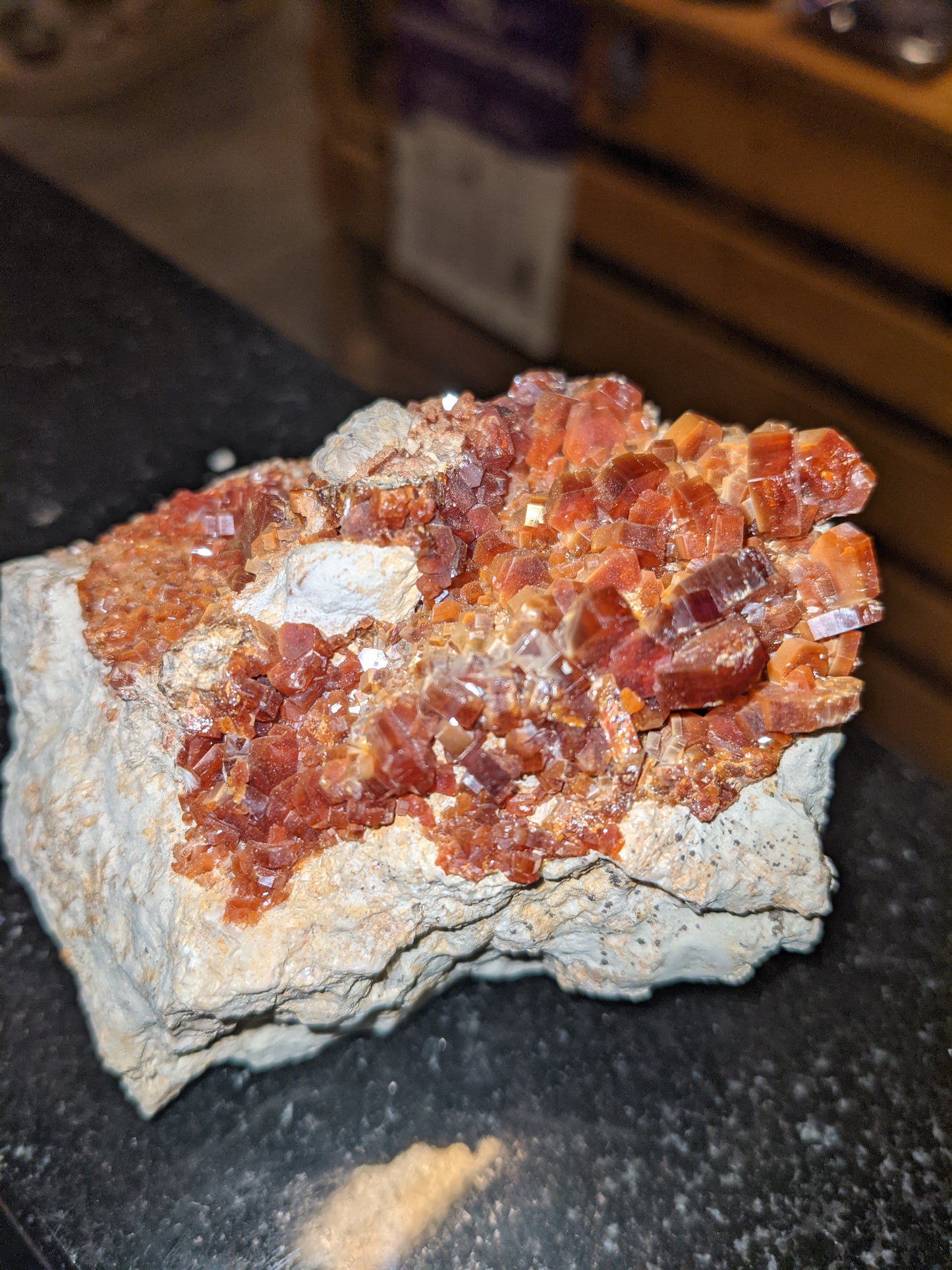 Vananadite on Matrix Rough